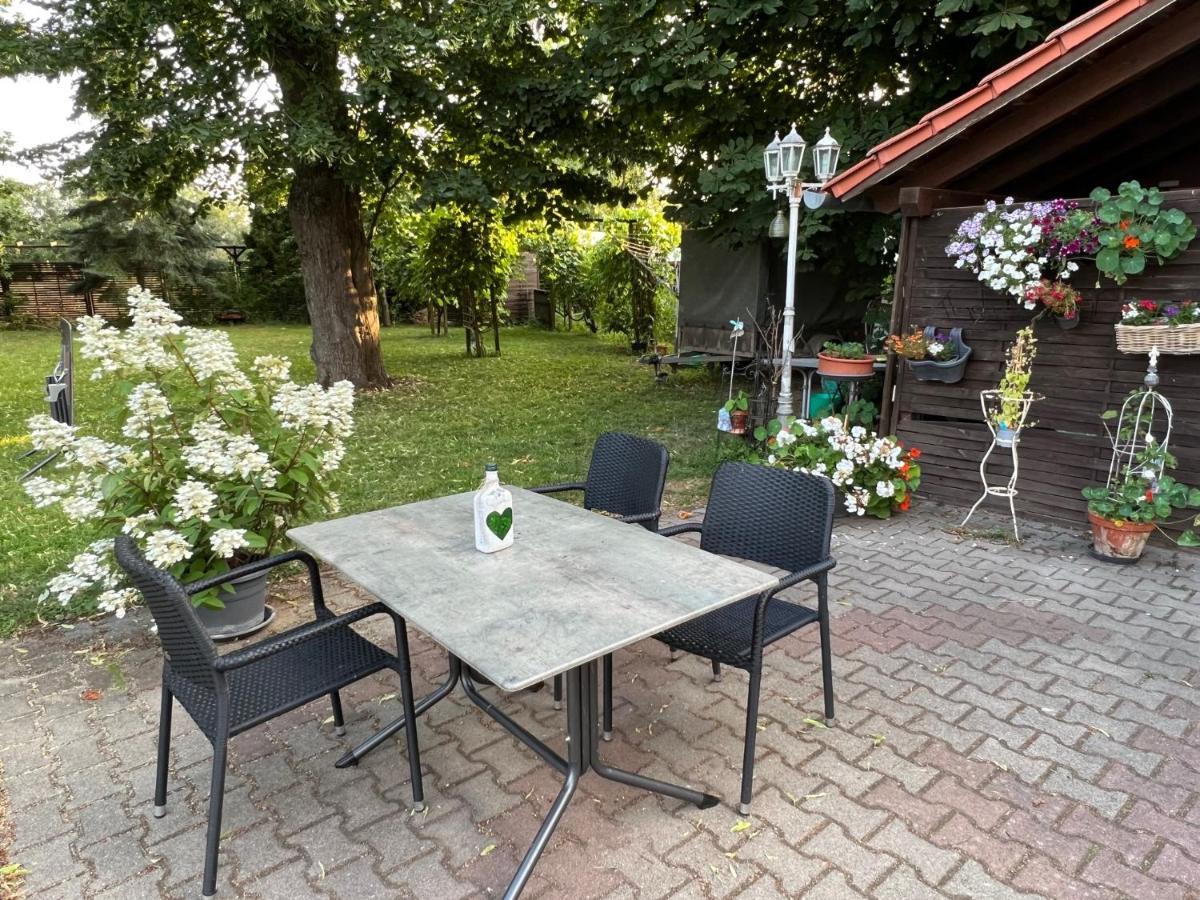 Gasthaus Kelly Magdeburg Ngoại thất bức ảnh